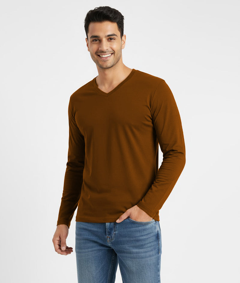 V-Neck Tee Long Sleeve in Caramel for Men – made-to-measure by Hungover